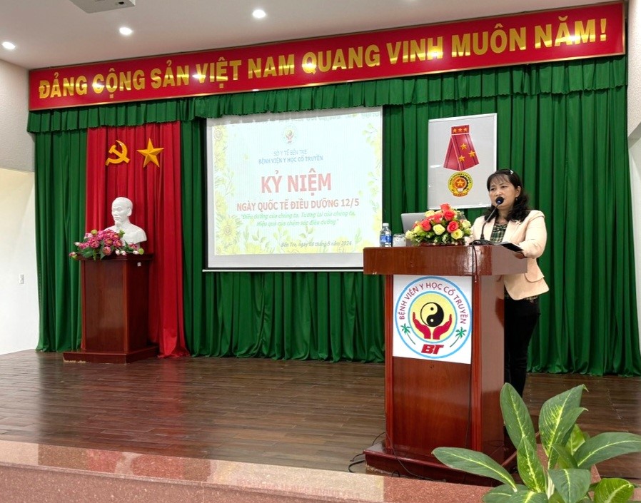 HỌP MẶT KỶ NIỆM NGÀY QUỐC TẾ ĐIỀU DƯỠNG 12.5