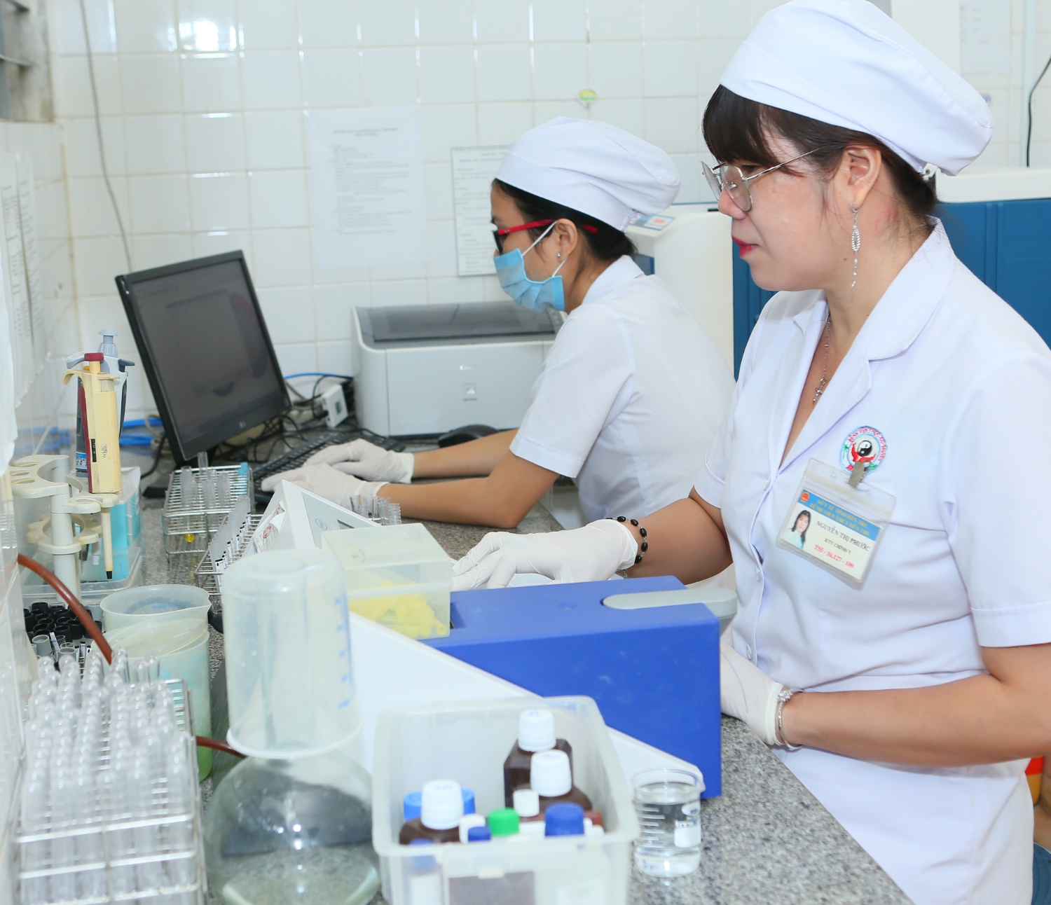Cận lâm sàng